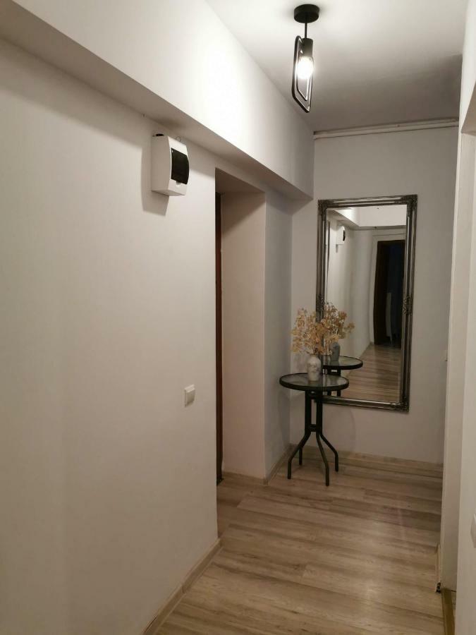 Youth Central Apartment Târgu-Mureş Zewnętrze zdjęcie